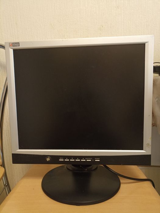 Монітор з динаміками