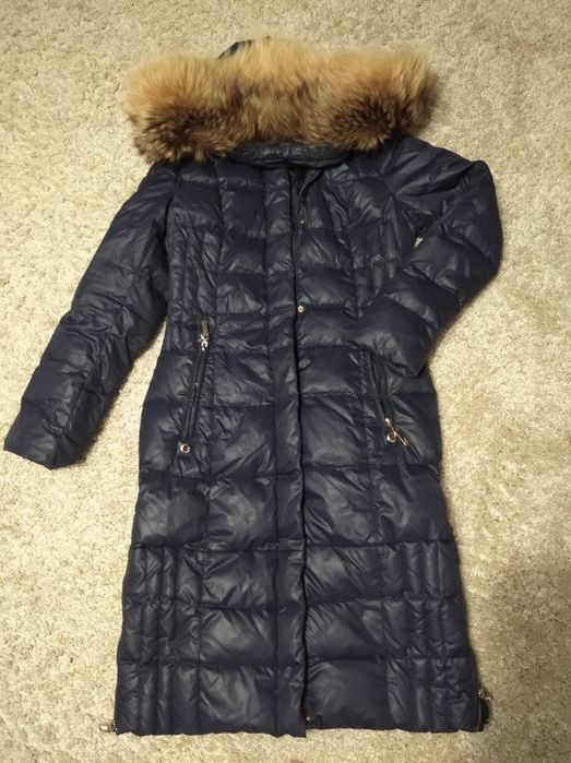 Жіночий пуховик зимовий