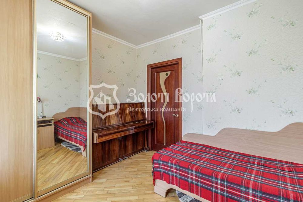 Квартира 3к. Гарний стан. Срібнокільська 22а, Осокорки, Дарницький р-н