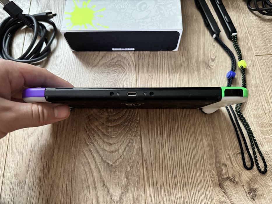Nintendo switch Oled безкоштовні ігри 256gb Splatoon 3 edition