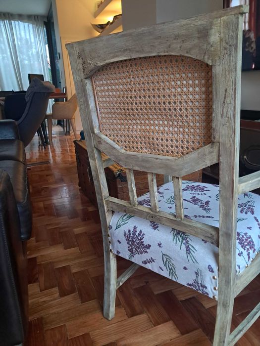 Cadeirão em madeira tecido e palhinha