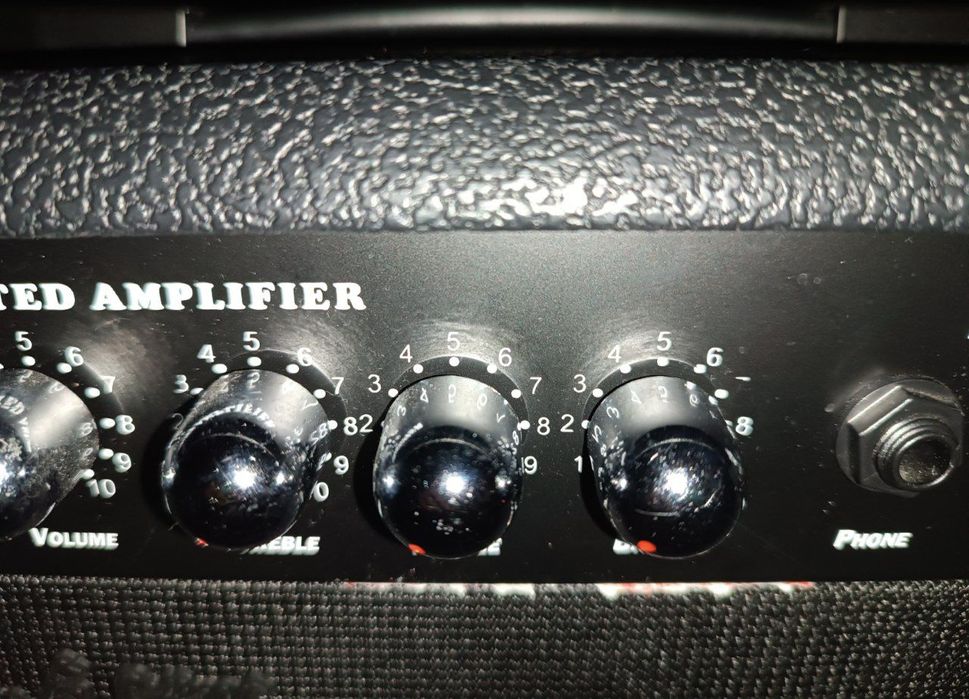 бас гитарный комбик  Deviser  YX-TB-40,40Вт