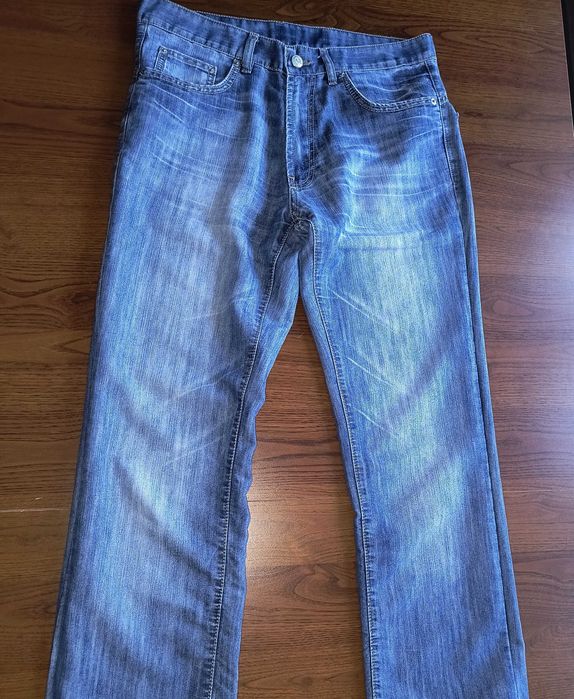 Jeansy damskie Armani pas 43cm