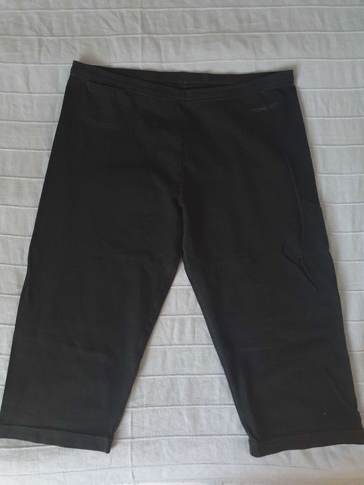 Czarne spodenki do ćwiczeń, ¾, Reebok, rozmiar L