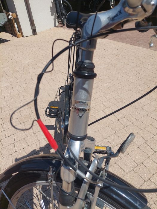 Rower Unibike średniej wielkości