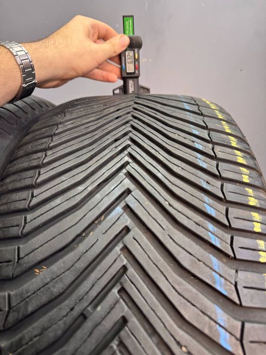 Шины БУ 275 45 R 20 Michelin CROSSCLIMATE suv Всесезон Комплект резина
