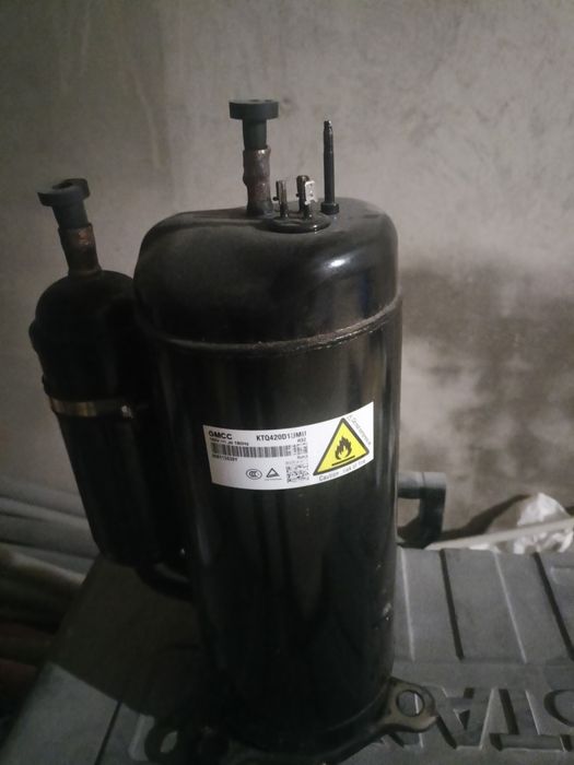 Продам компресор