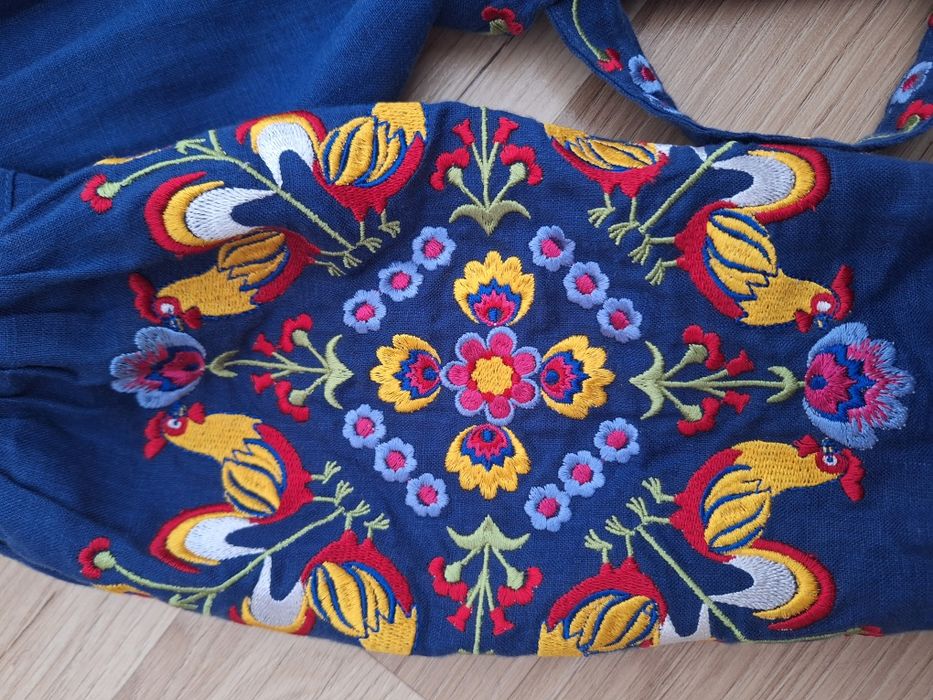 Вишите платтячко