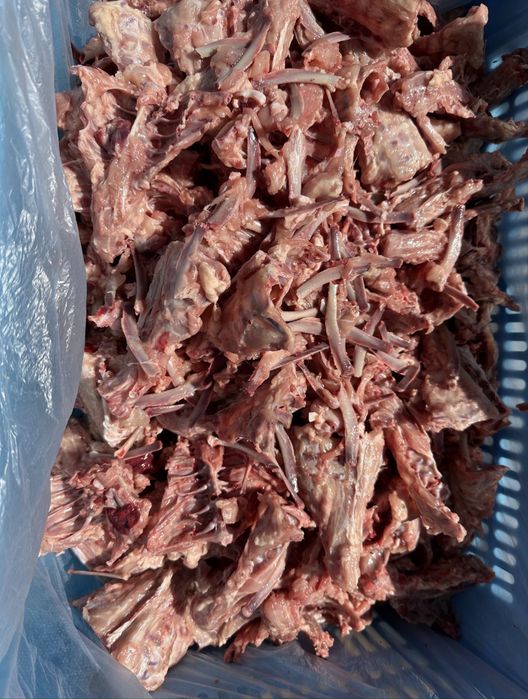 Корм для животных, каркас куриный, кость куриная, кости для собак