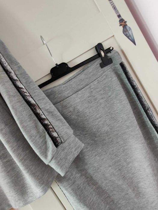 Komplet spódnica midi sweter bluza dzianina golf uni