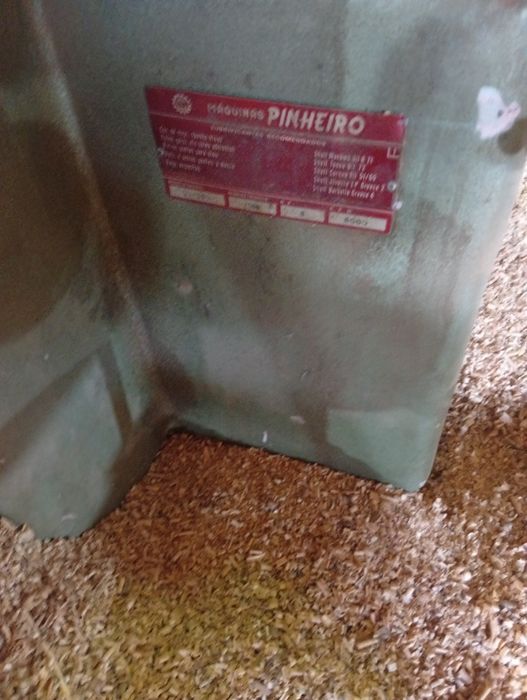 Universal Pinheiro 350