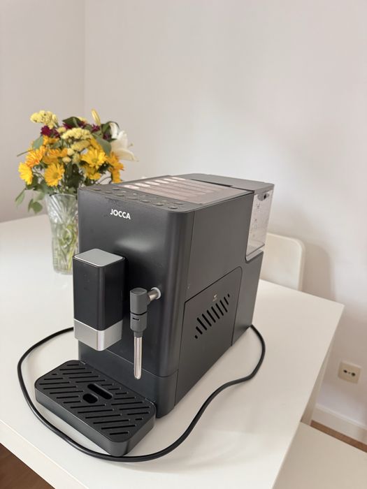 Maquina altomatica de cafe expresso Jocca