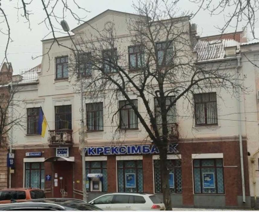 Нежитлова будівля,  площею 2 067,9 кв.м.  м. Кривий Ріг