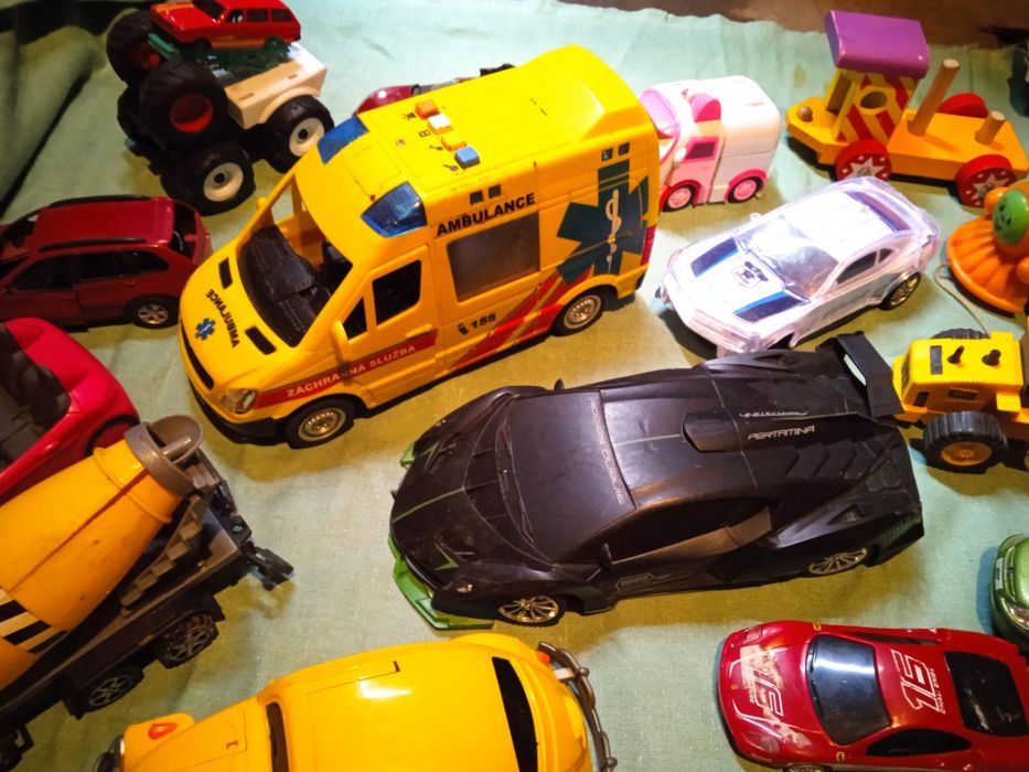 Для малюків. Іграшки !