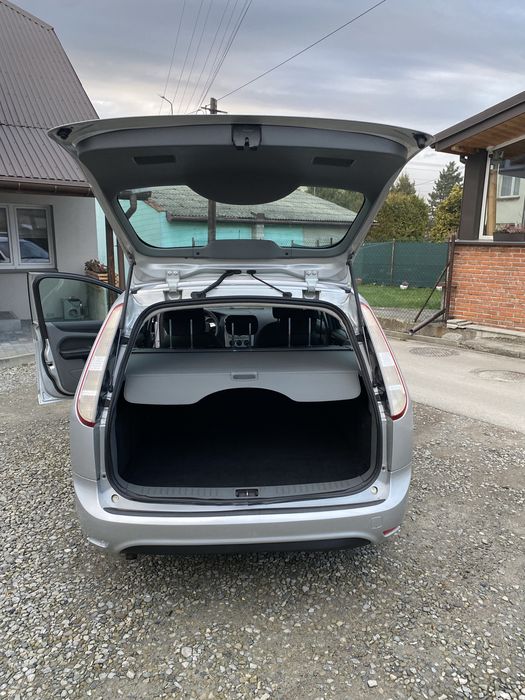 Ford Focus Lift 1.8 benzyna klima bardzo zadbany