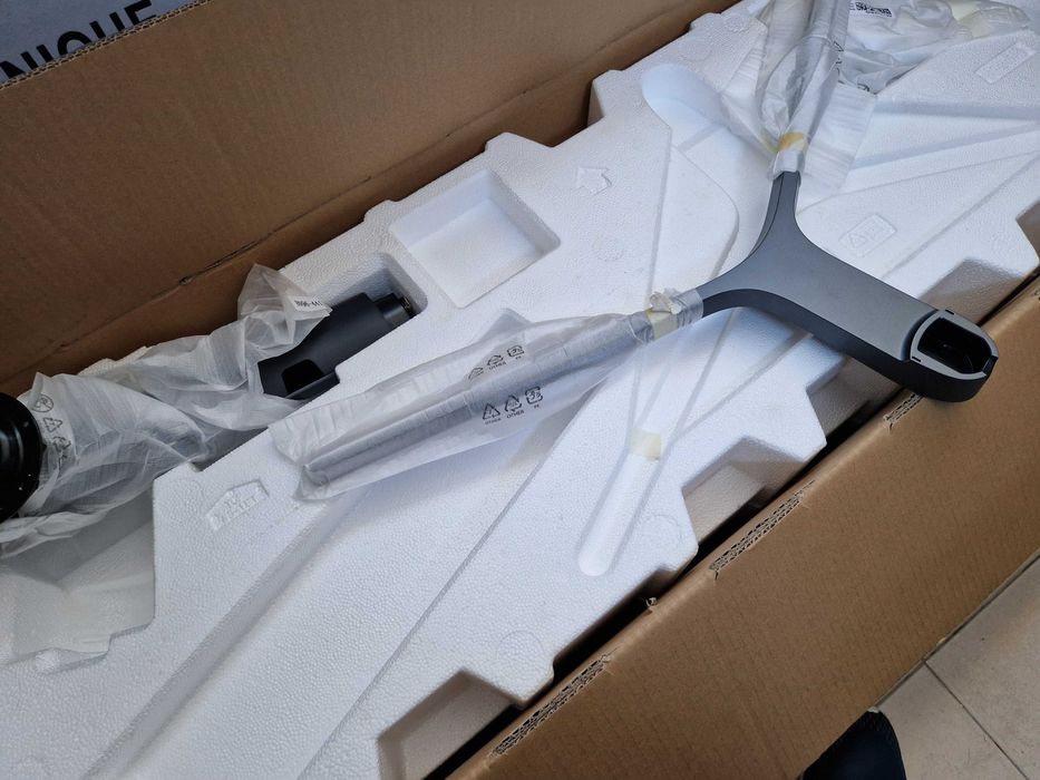 Monitor Gaming Curvo Samsung Odyssey CHG90 Partido