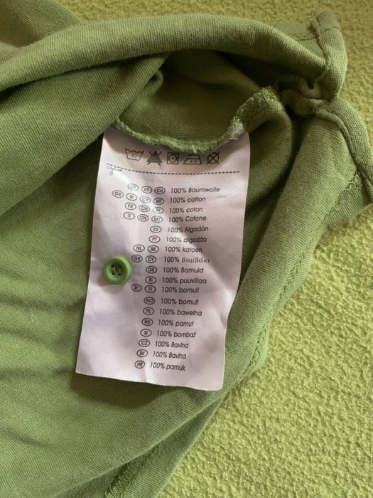 поло зеленый новый