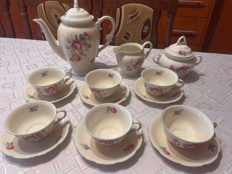 Porcelanowy serwis kawowy/herbaciany marki Giesche