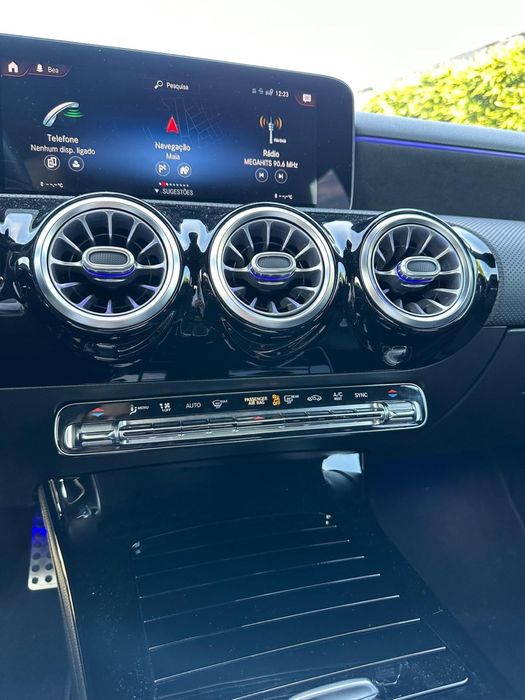 Mercedes-Benz A 180 d AMG Pack night — photo 4