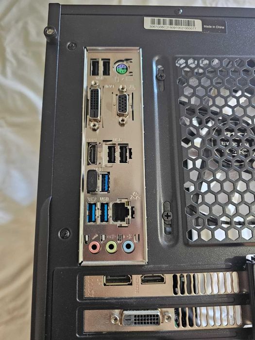 PC Gaming MSI AMD Ryzen 5 + GTX 1050 Ti | SSD NVMe 500GB | WiFi | Pronto a usar