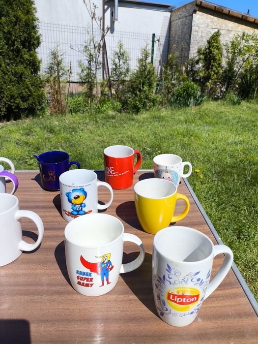 Zestaw kubków 12 szt.