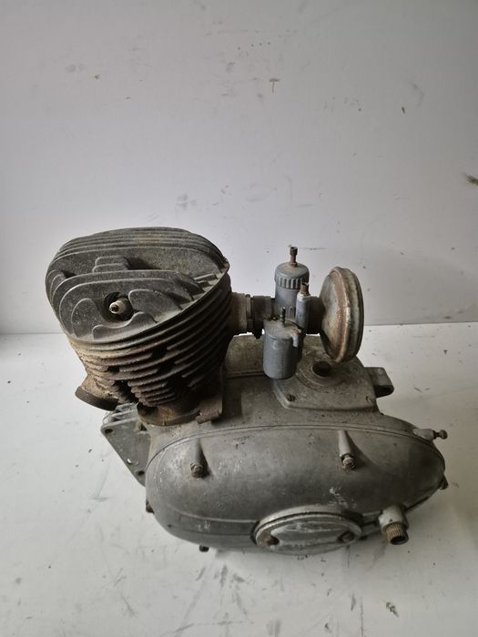 Silnik pannonia 250 gaznik