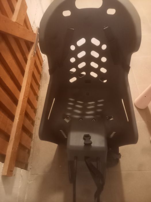 Fotelik dla dziecka brioso