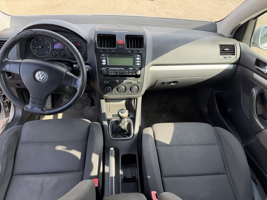 Volkswagen Golf 5 2004 рік 2.0дизель 6 передач