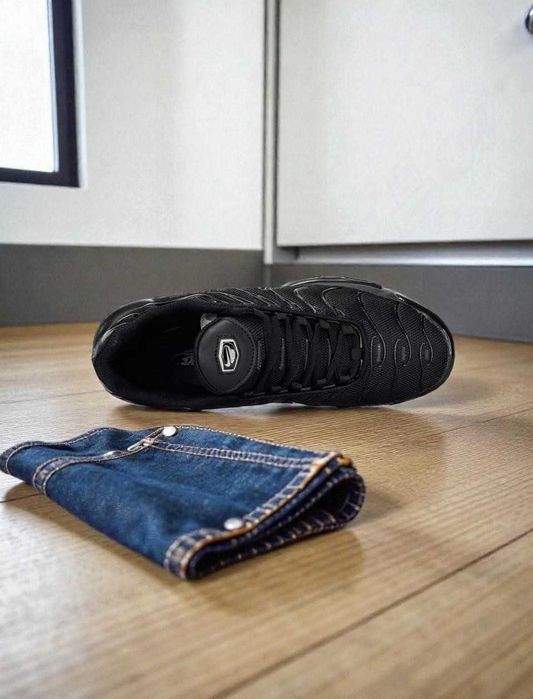 БЕЗ ПЕРЕДОПЛАТИ‼️ Nike Air Max Plus Triple Найк Аир Макс ТН