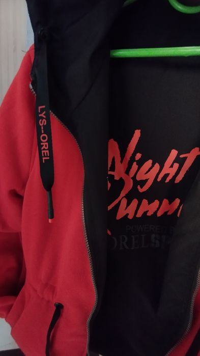 Продам куртку двухстороннюю 164 -168,парка,курточка,ветровка,толстовка