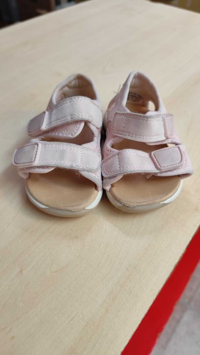 Sandálias de menina H&M