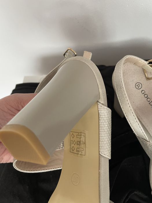 Szpilki obcas sandały 37 nowe
