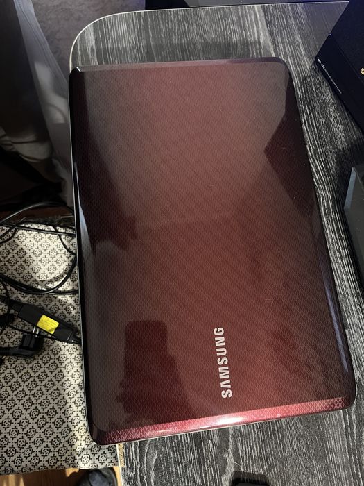 Ноутбук Samsung R530