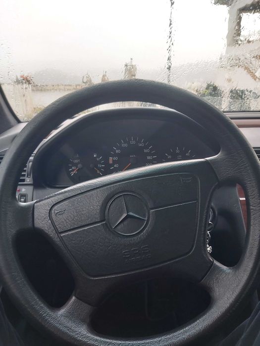 Mercedes-Benz C220 D