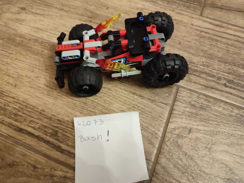 LEGO 42073 Technic - Czerwona wyścigówka