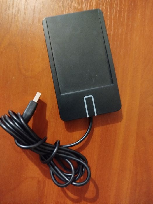 Настільний зчитувач