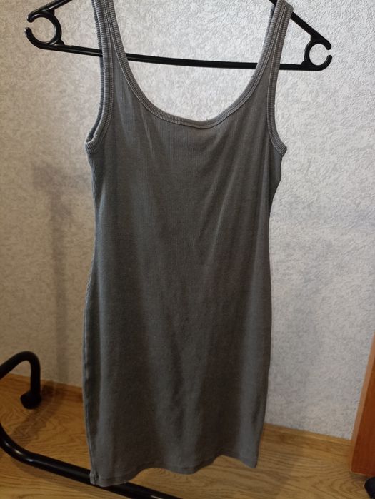 Сукня в рубчик на літо