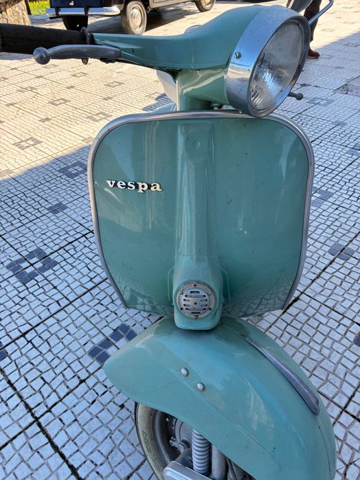 Vespa 125 como nova