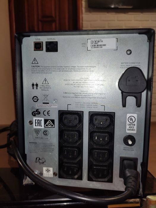 ИБП APC C1000watt  инвертор 24-230 в стабилизатор