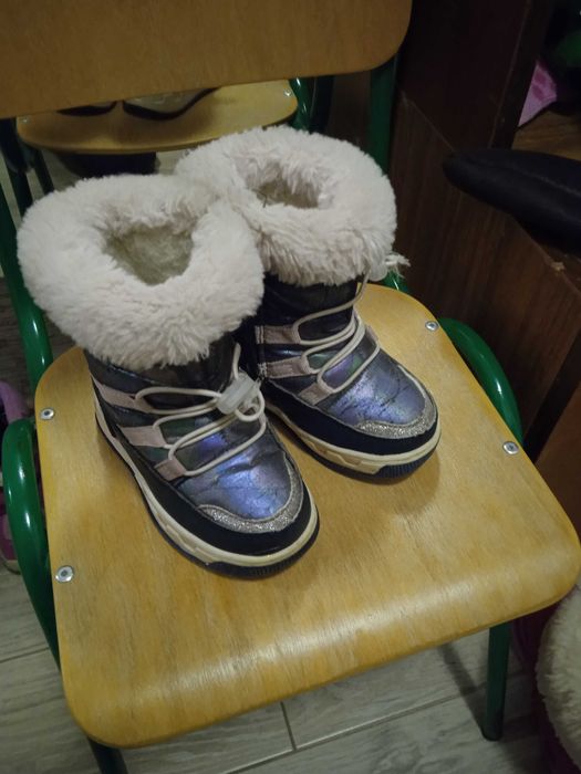 Зимові супер теплі сапожки 23р.