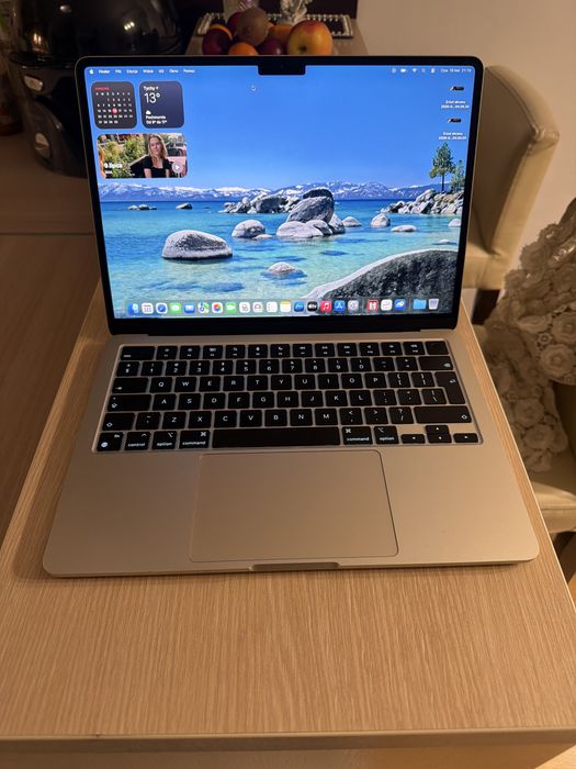 Macbook M2 8GB 93%