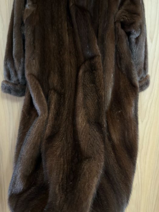 Норкова шуба . Натуральна шуба