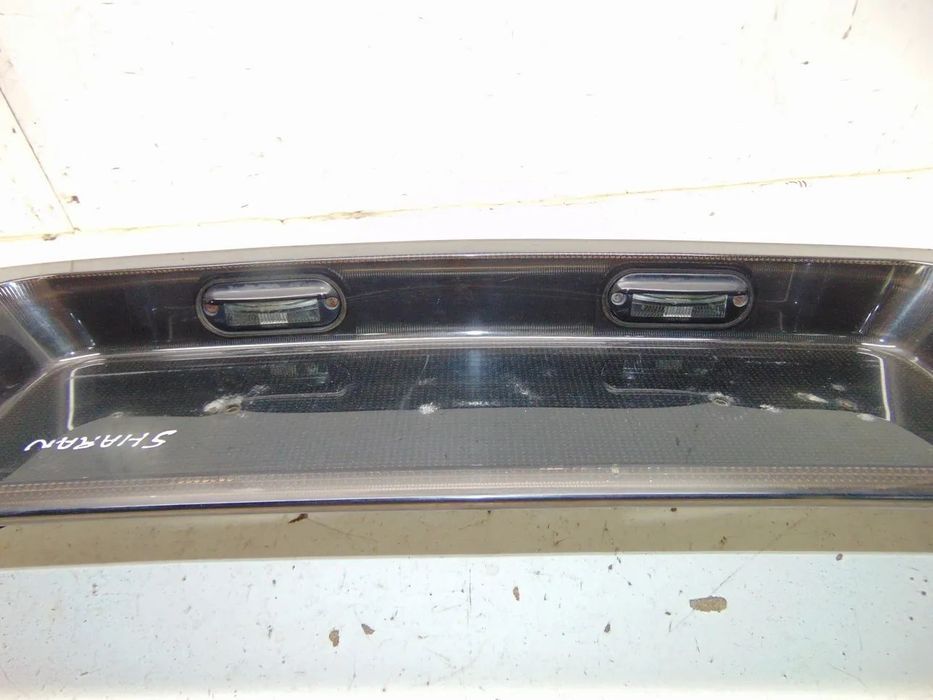 VW Sharan placa refletora