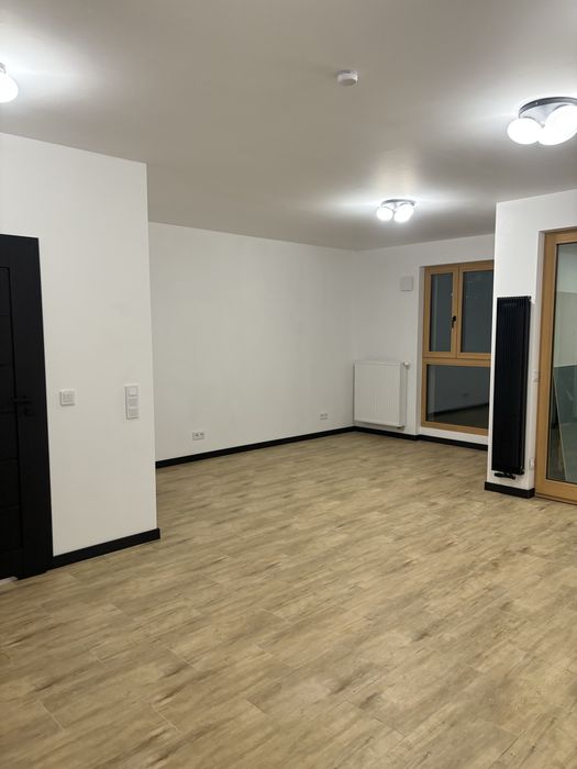 Do wynajęcia lokal – Rondo Daszyńskiego | Gotowy do wejścia ul. Prosta