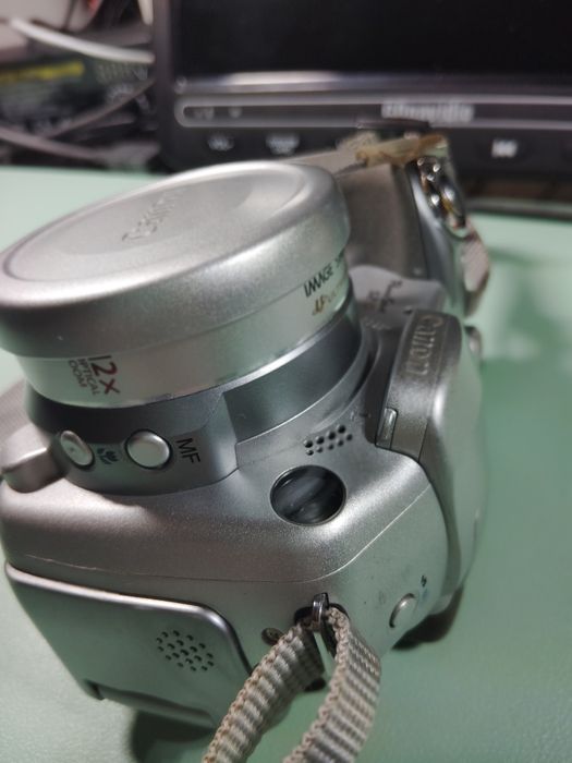 Kolekcjonerski aparat Canon super stanie półprofesjonalne