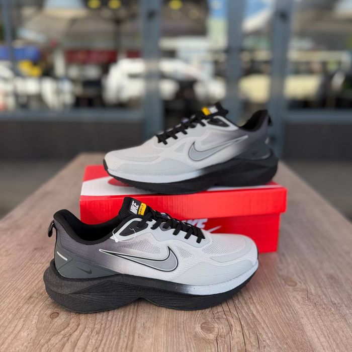 Кросівки чоловічі Nike Zoom
