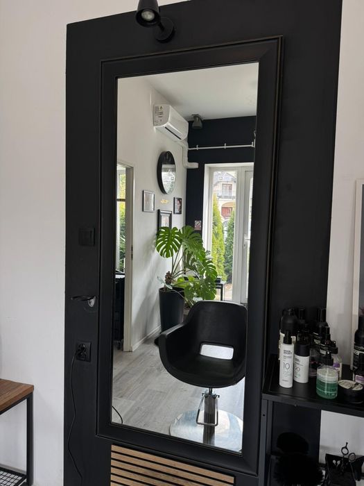 Ponadczasowe Lustro z ramą