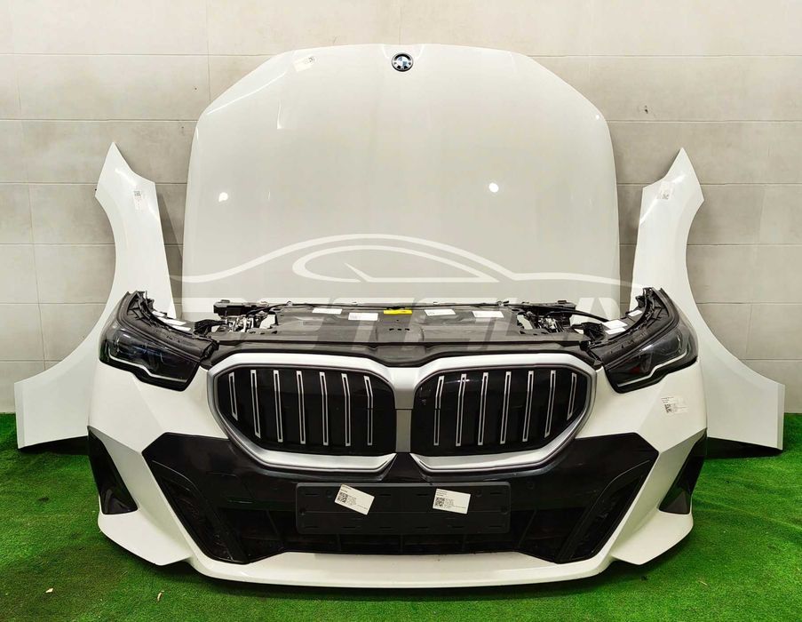 BMW I5 G60 M-paket Бампер передний перед разборка