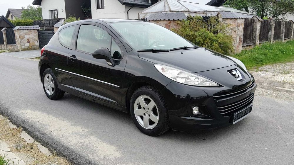 Peugeot 207 1.4 Benzyna • 2010r • 3 Drzwi • Elektryczne Szyby • Sprowadzony z Niemiec