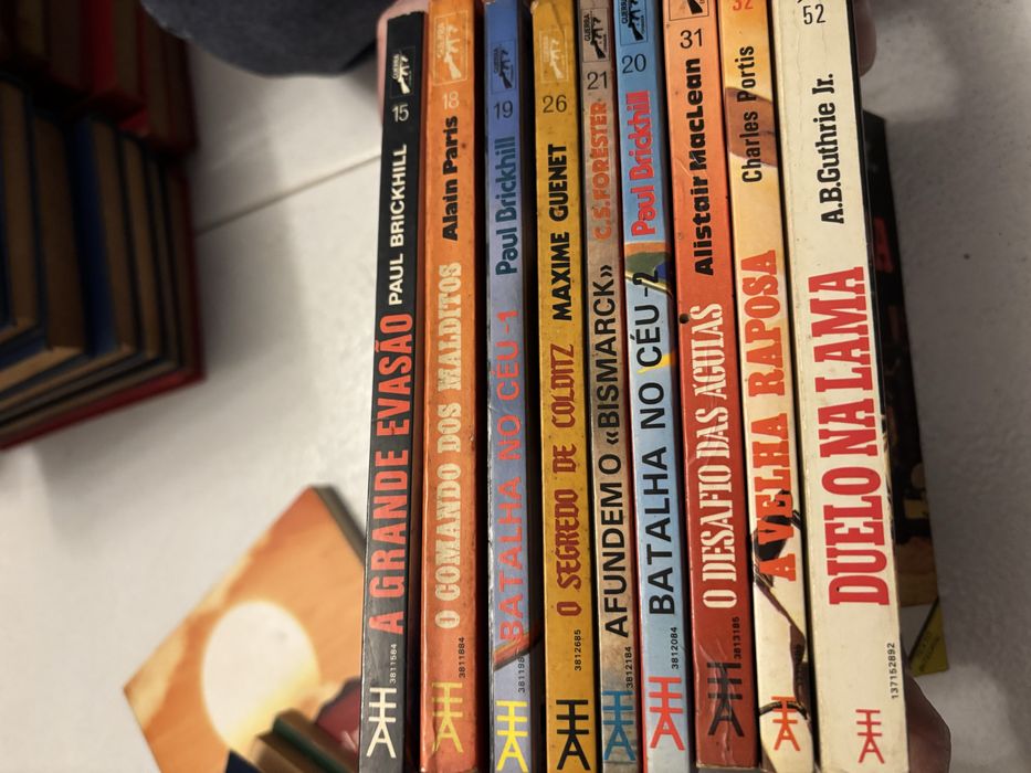 Livros de diversos autores